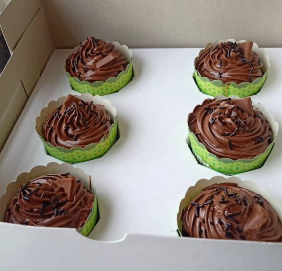 Chocolate Cupcakes (6 Pcs) Designs, Images, Price Near Me
