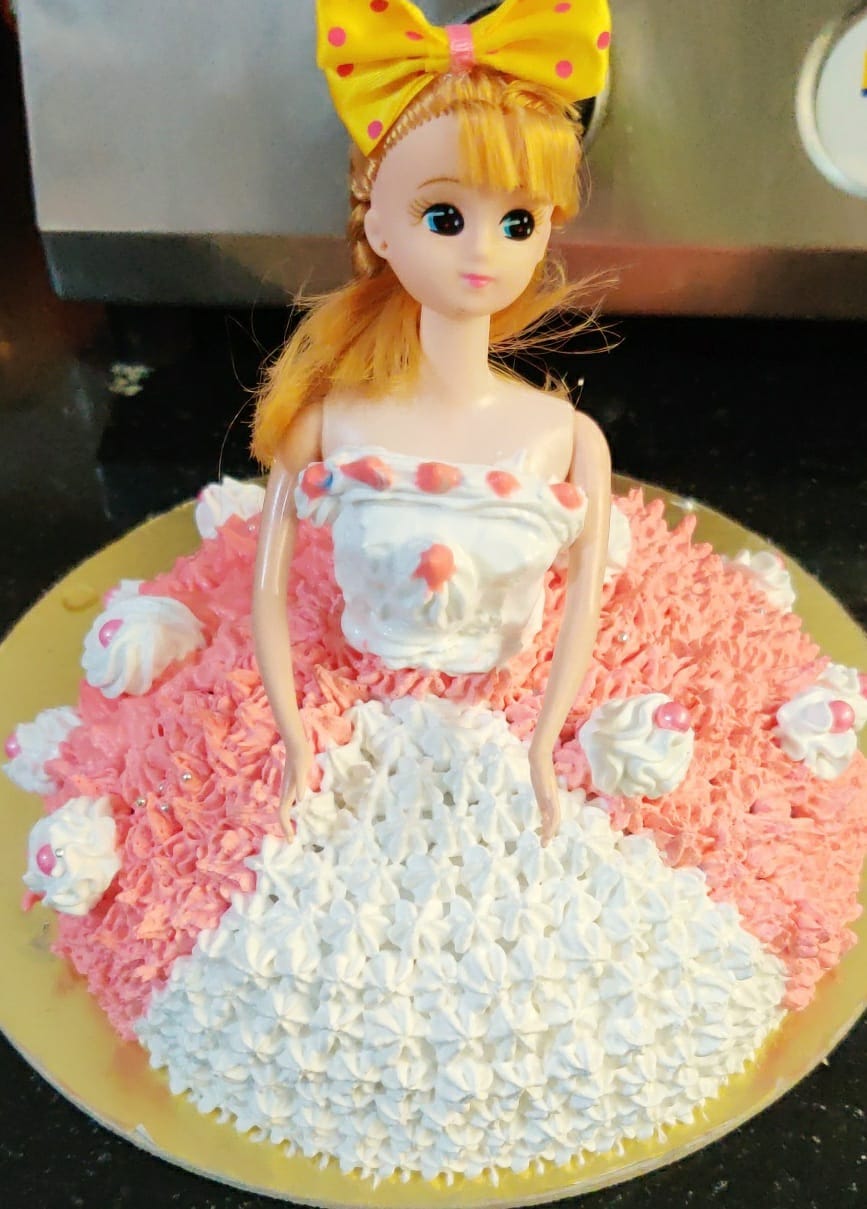 Half kg Doll Cake Near Upvan Lake, Thane West, Thane  | Delivery Date: 30 January 2023 Designs, Images, Price Near Me