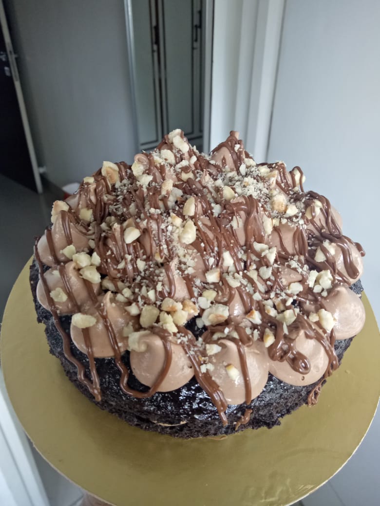 Naked Nutella Cake Designs, Images, Price Near Me