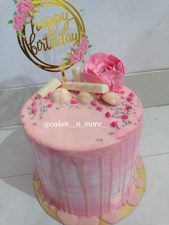 High Cake ( Tall cake ) Designs, Images, Price Near Me