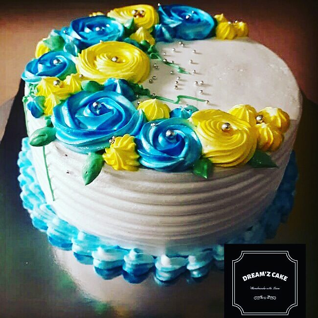 Elegant Blueberry Cake Designs, Images, Price Near Me