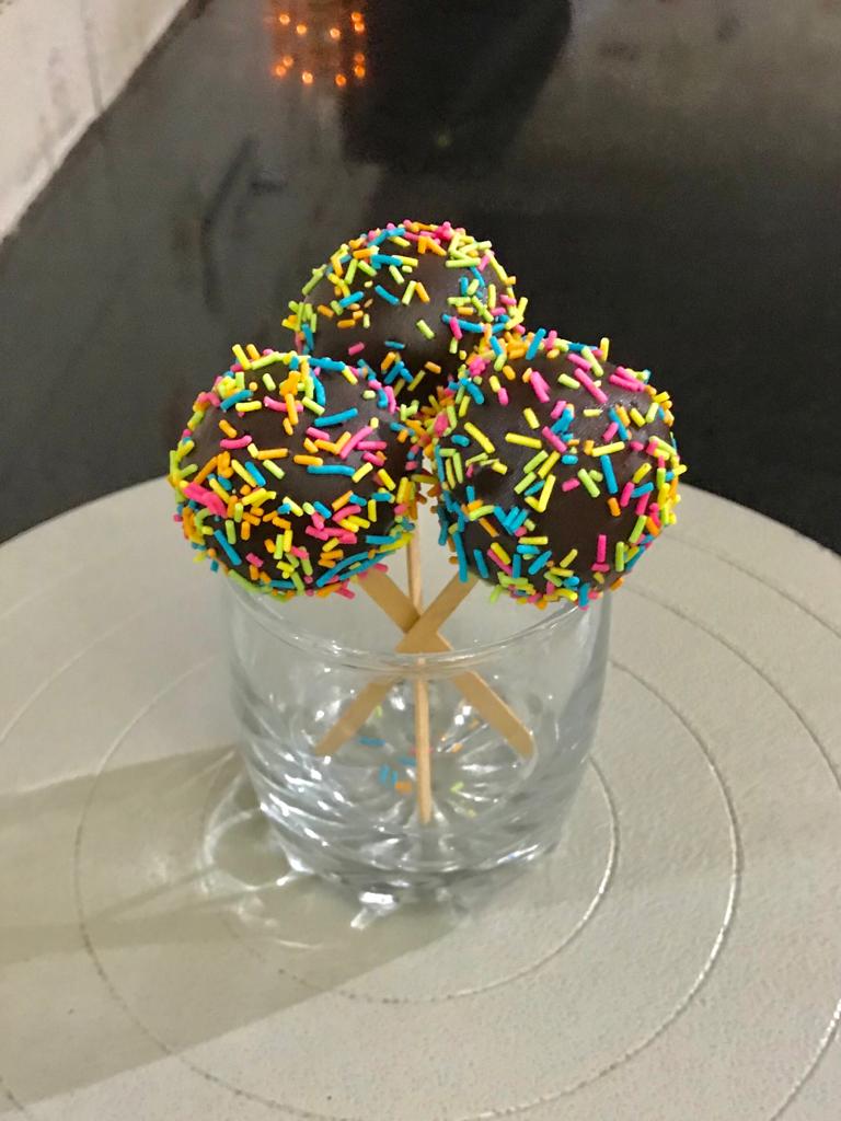 Cake Pops (Pack of 10) Designs, Images, Price Near Me