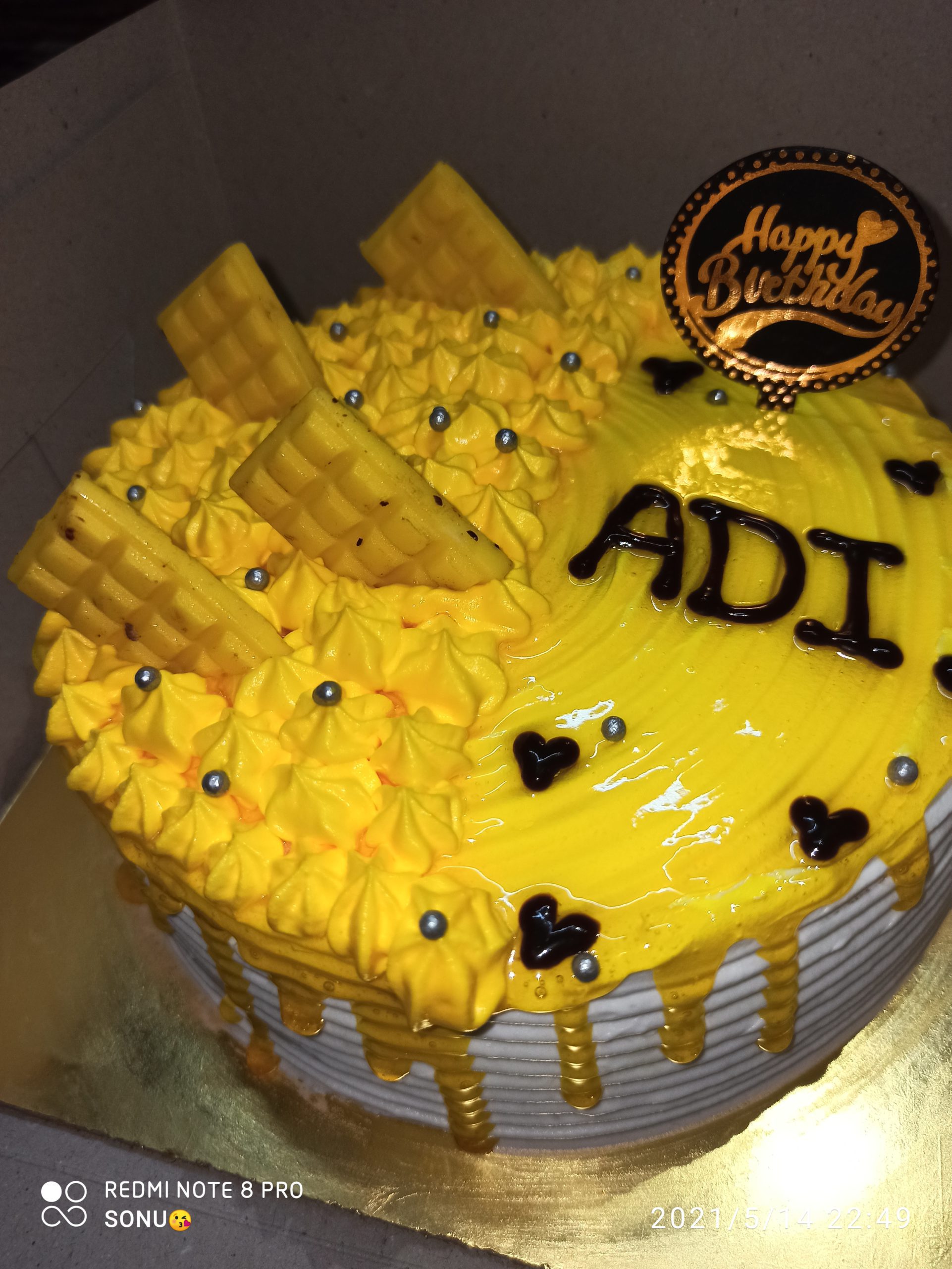 Pineapple Flavour Cake Designs, Images, Price Near Me