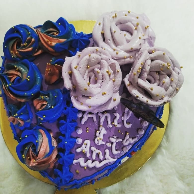 Blueberry Anniversary Cake Designs, Images, Price Near Me
