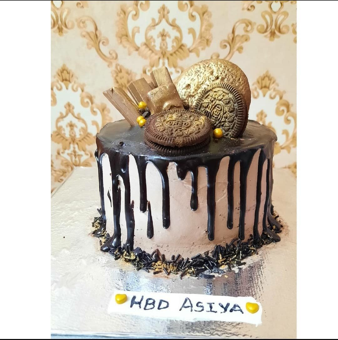 Chocolate Overload Cake 🍭🍫🍬🧁 Designs, Images, Price Near Me