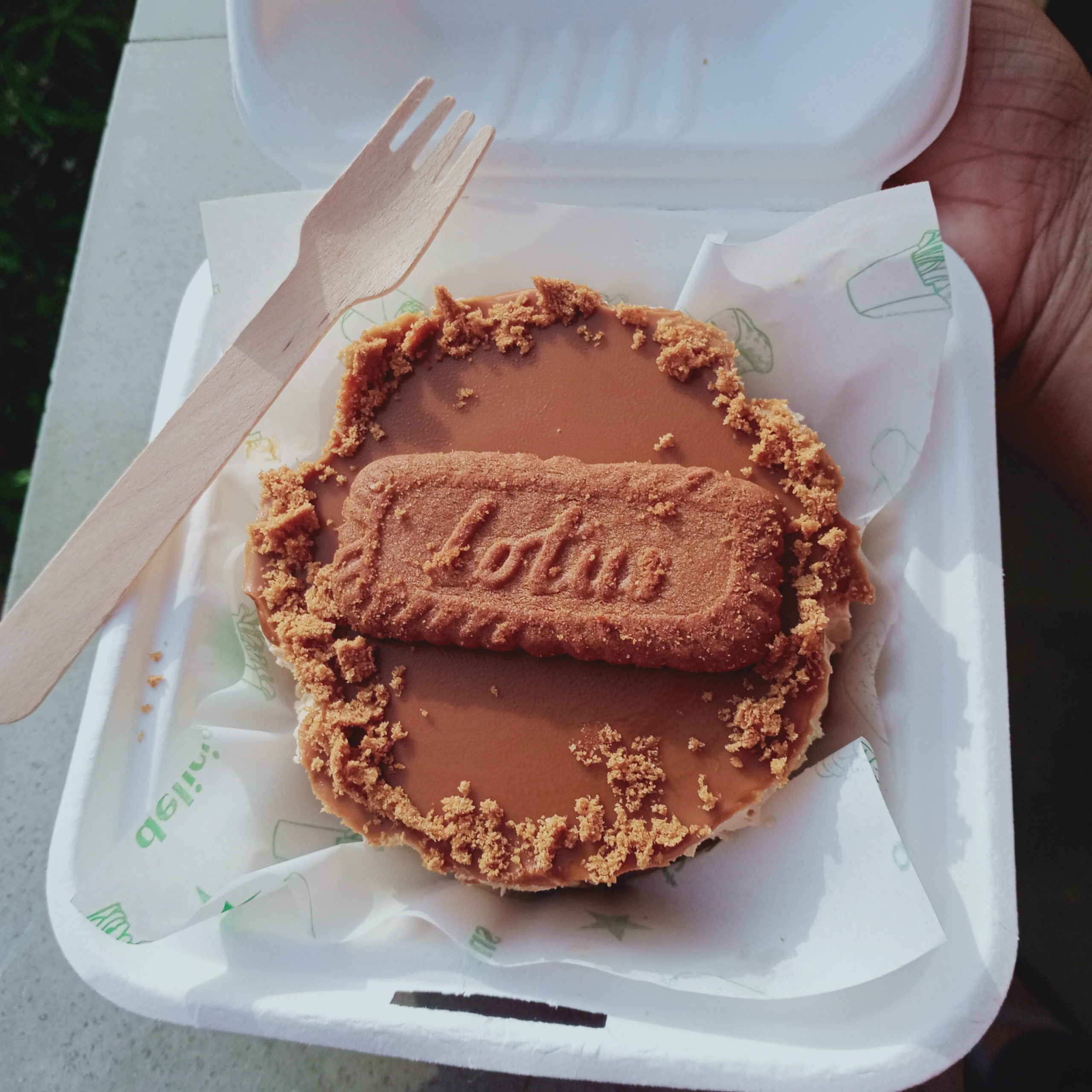 Lotus Biscoff Cheesecake Designs, Images, Price Near Me