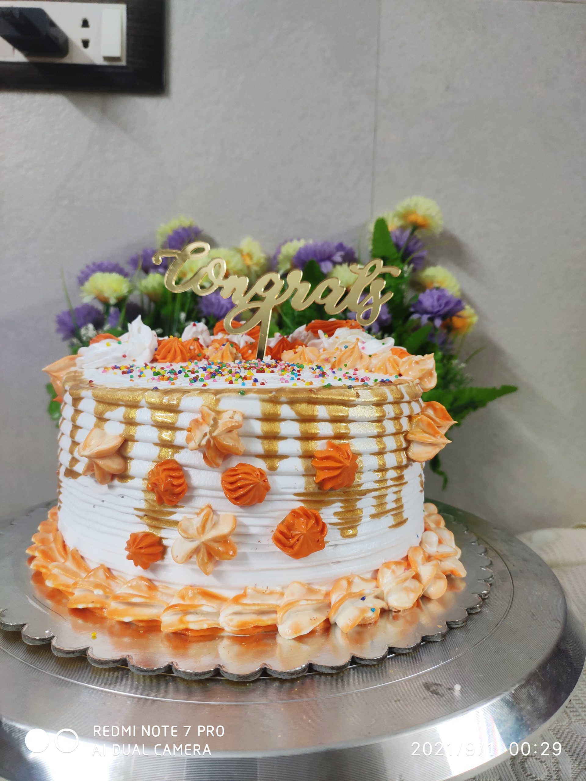 Butterscotch Flavor Cake🧡 Designs, Images, Price Near Me