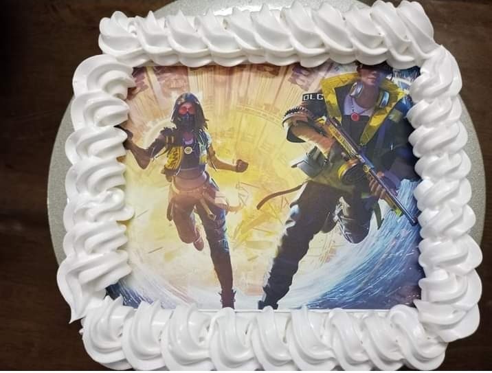Free Fire Theme Cake Designs, Images, Price Near Me