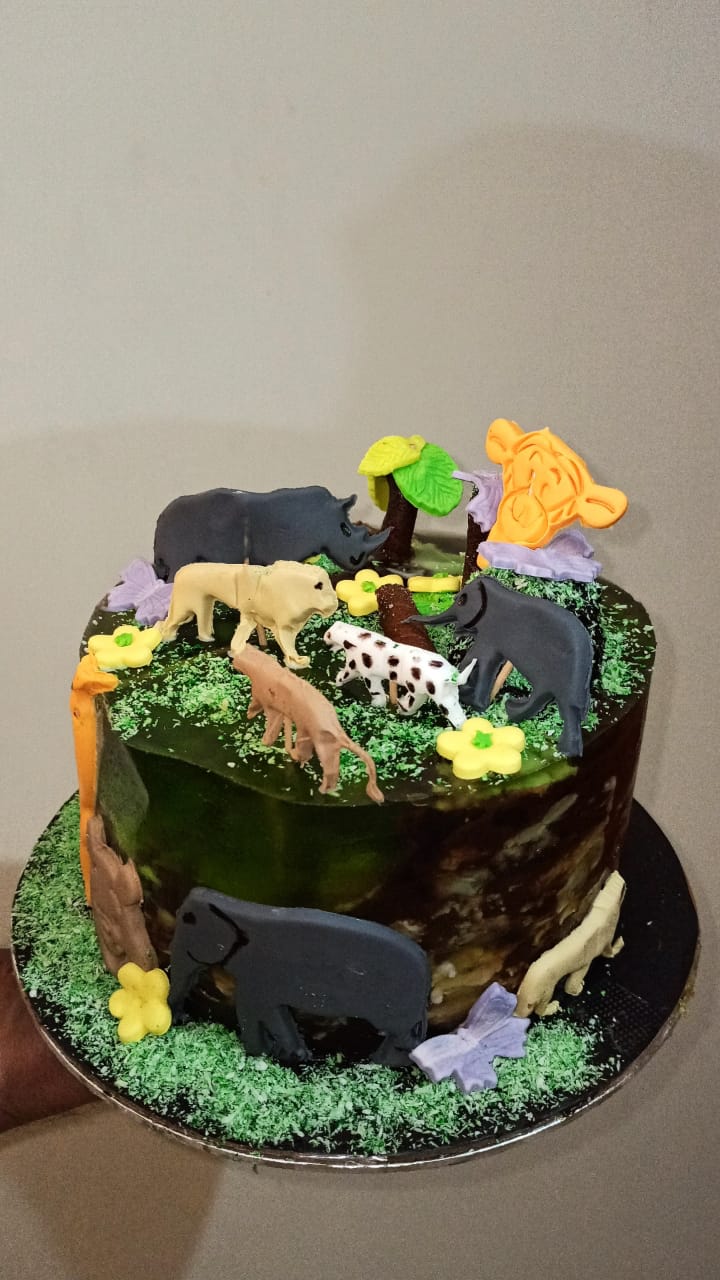 Jello Forest Theme cake Designs, Images, Price Near Me