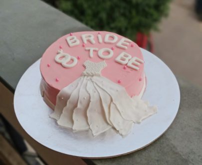 Bride to Be Cake Designs, Images, Price Near Me