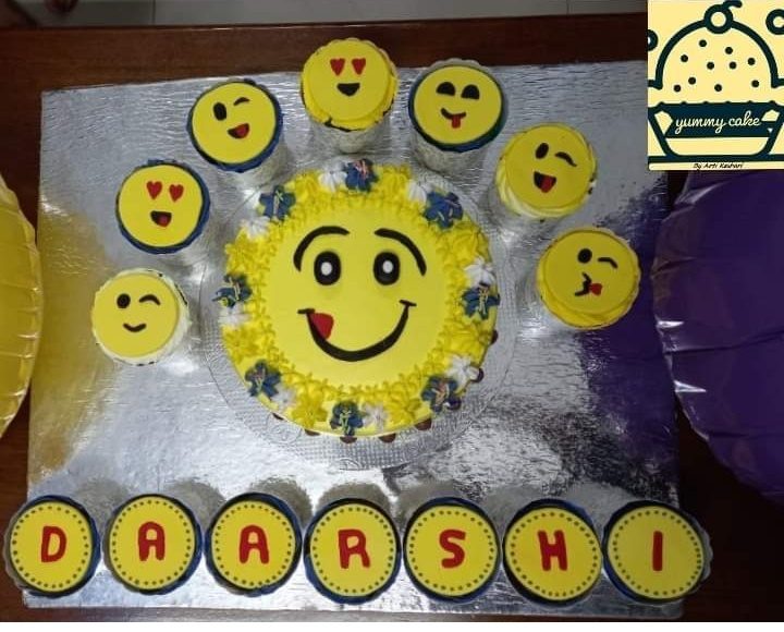 1 Kg Emoji Theme Cake in Nacharam, Secunderabad | Delivery Date: 27 September 2022 Designs, Images, Price Near Me