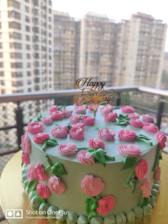 Red Velvet Cake with Cream Cheese Icing Designs, Images, Price Near Me