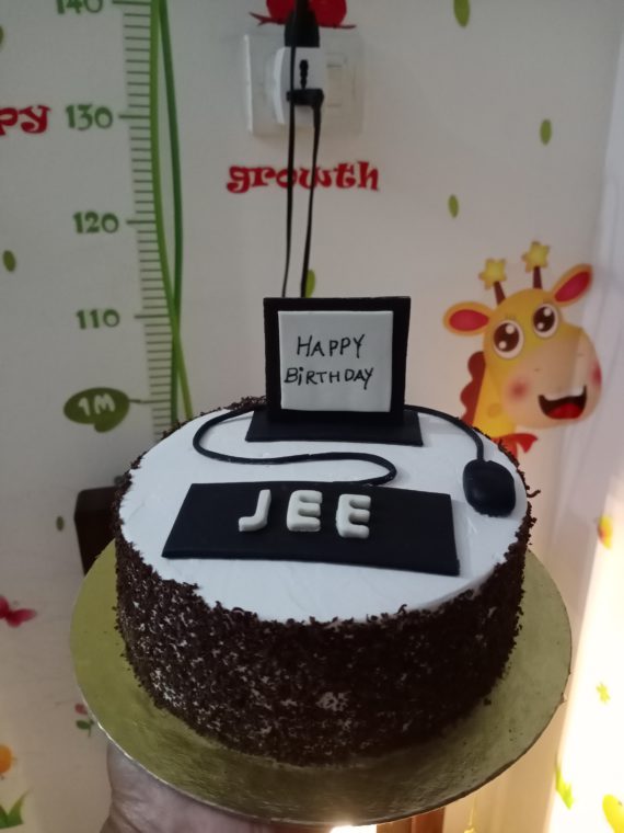 Computer Theme Cake Designs, Images, Price Near Me