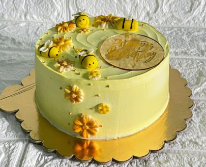 Honeybee Theme Cake Designs, Images, Price Near Me