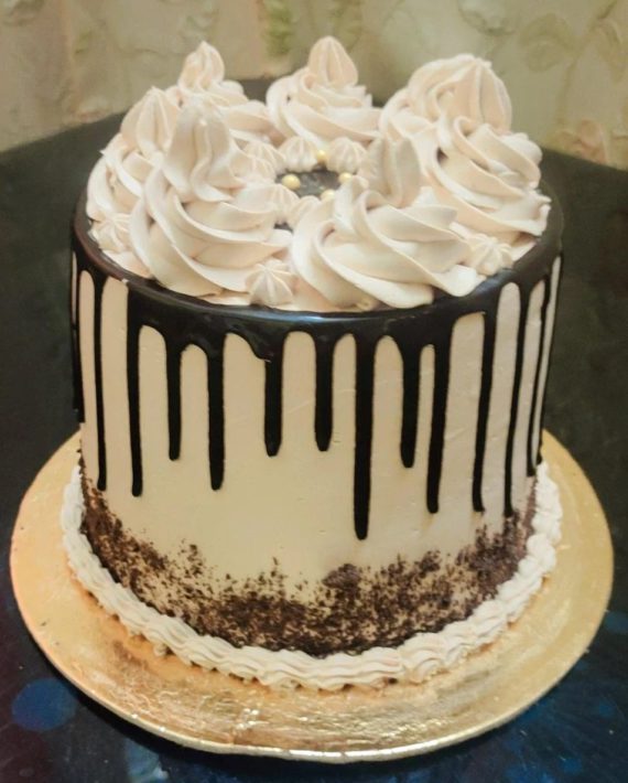 Tall Chocolate Cake Designs, Images, Price Near Me