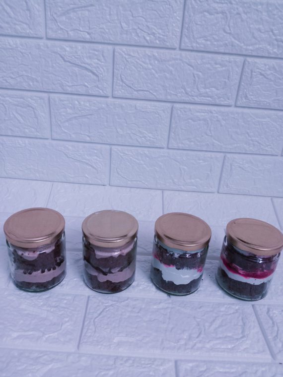 Jar Cakes Designs, Images, Price Near Me