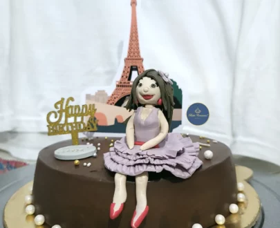 Paris Theme Cake Designs, Images, Price Near Me