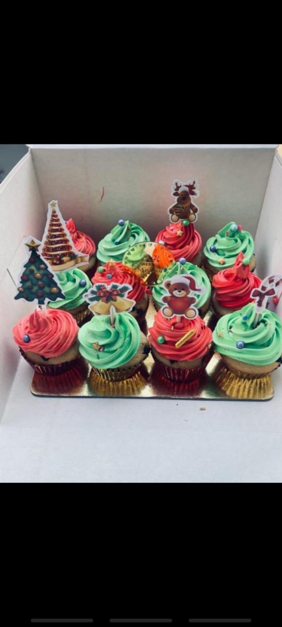 Eggless Christmas Cup Cakes Designs, Images, Price Near Me