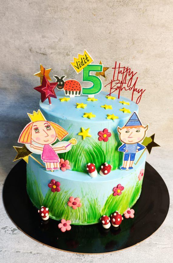 Holly’s Little Kingdom Cake Designs, Images, Price Near Me