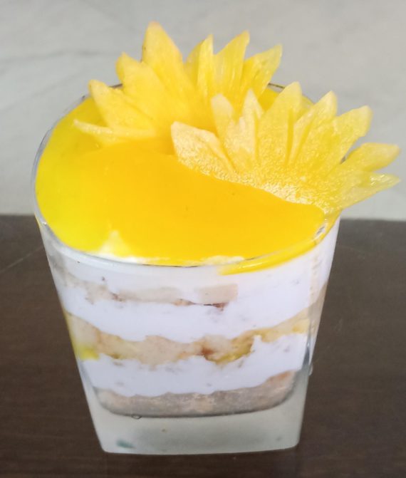 Pineapple Glass Cake Designs, Images, Price Near Me