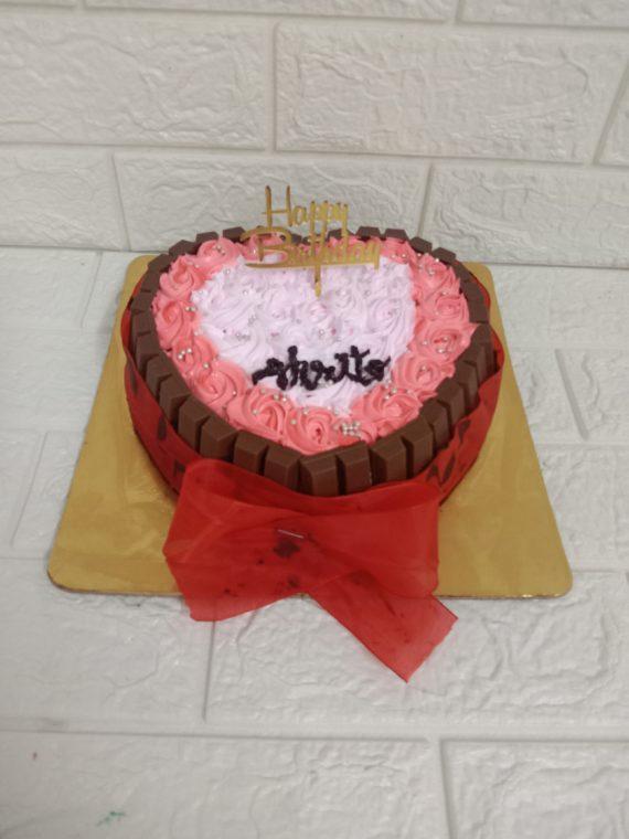 Heart Shaped Cake Designs, Images, Price Near Me
