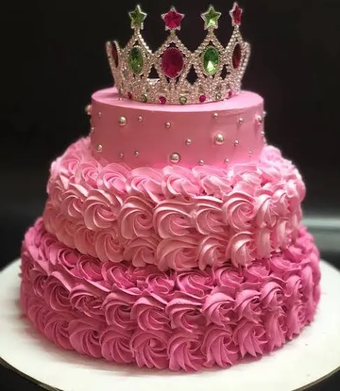 Crown Cake Designs, Images, Price Near Me
