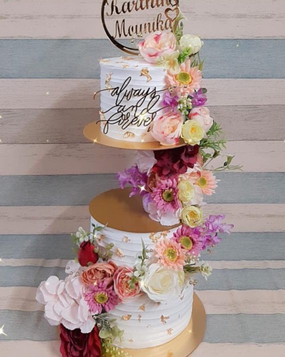 Floating Cake Designs, Images, Price Near Me